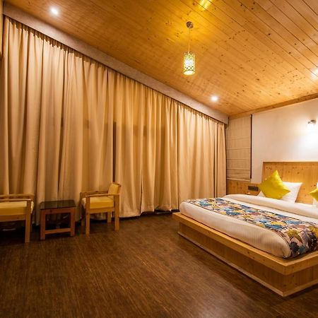 Rocky Mountain Jibhi Hotel Exterior photo